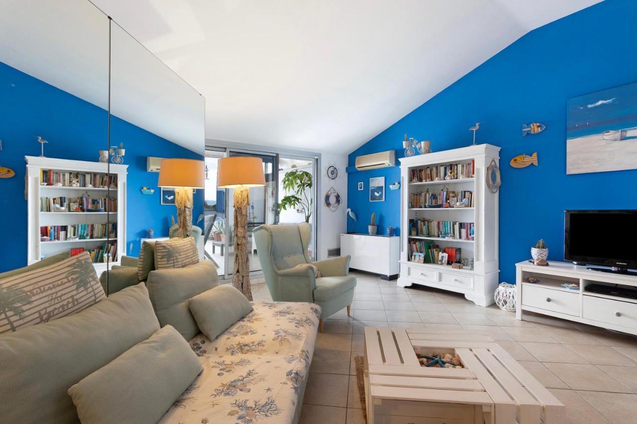 Apartamento Attico Con Terrazza A Viareggio Exterior foto