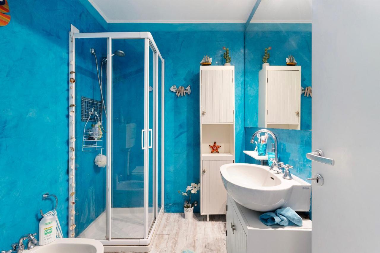 Apartamento Attico Con Terrazza A Viareggio Exterior foto