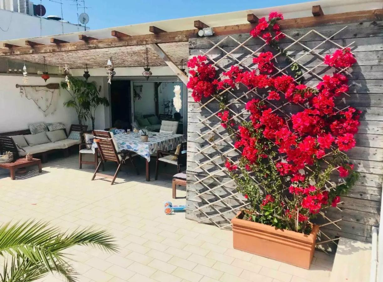 Apartamento Attico Con Terrazza A Viareggio Exterior foto